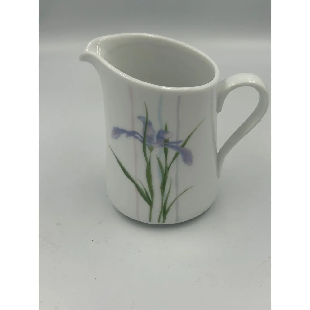 Corning Ware Iris set